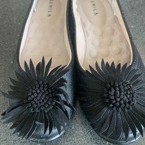 Kamila Black Ballet Flats with Flower